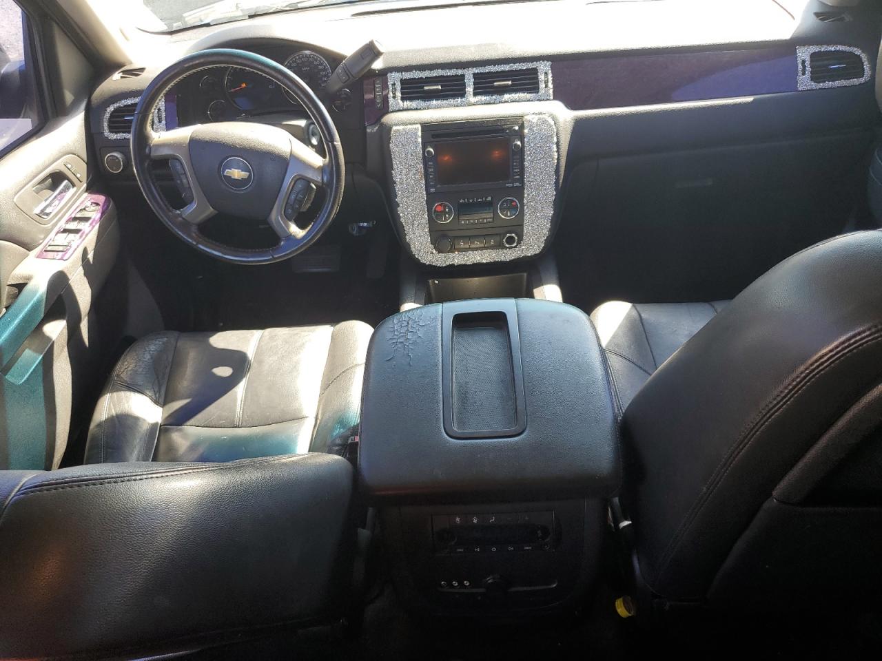 CHEVROLET SUBURBAN C1500 LT