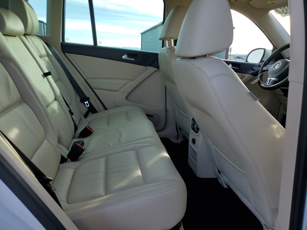 VOLKSWAGEN TIGUAN SEL