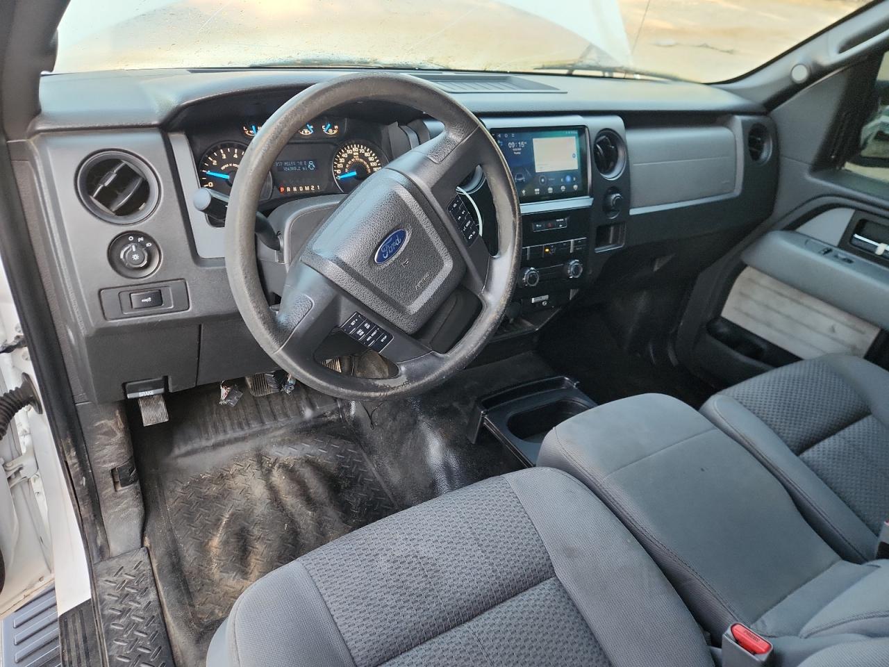 FORD F-150 SUPER CAB