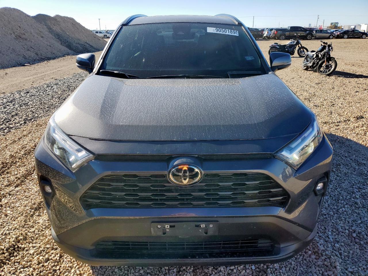 TOYOTA RAV4 XLE PREMIUM