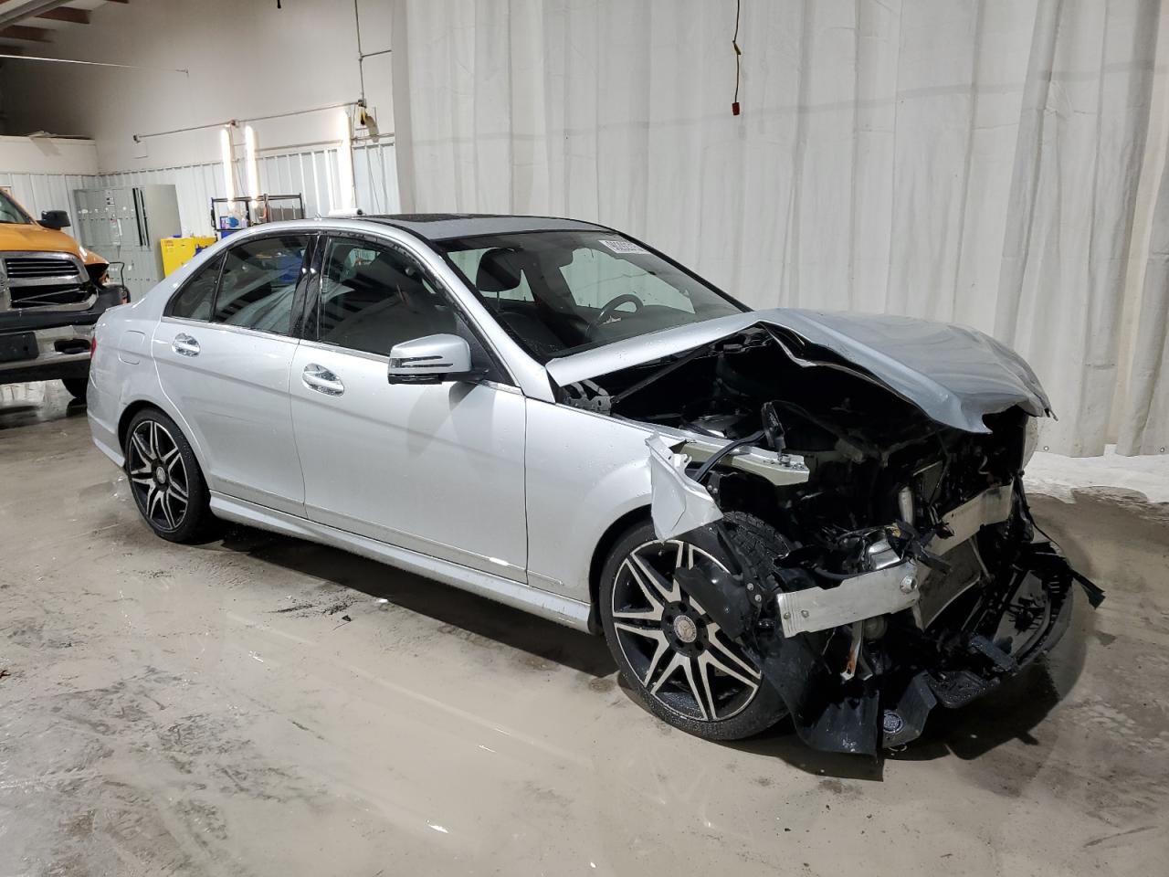 MERCEDES-BENZ C-CLASS 300 4MATIC