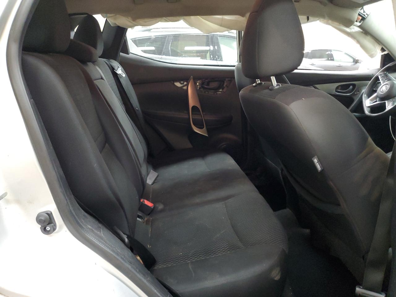 NISSAN ROGUE SPORT S