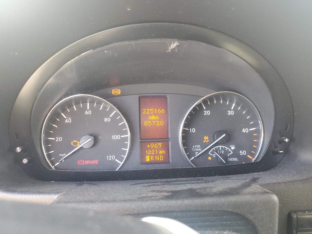 MERCEDES-BENZ SPRINTER 2500