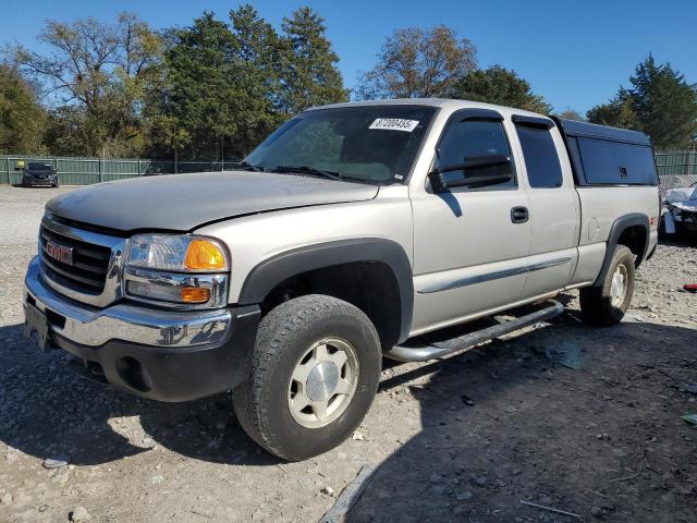Global Auto Auctions: 2004 GMC NEW SIERRA