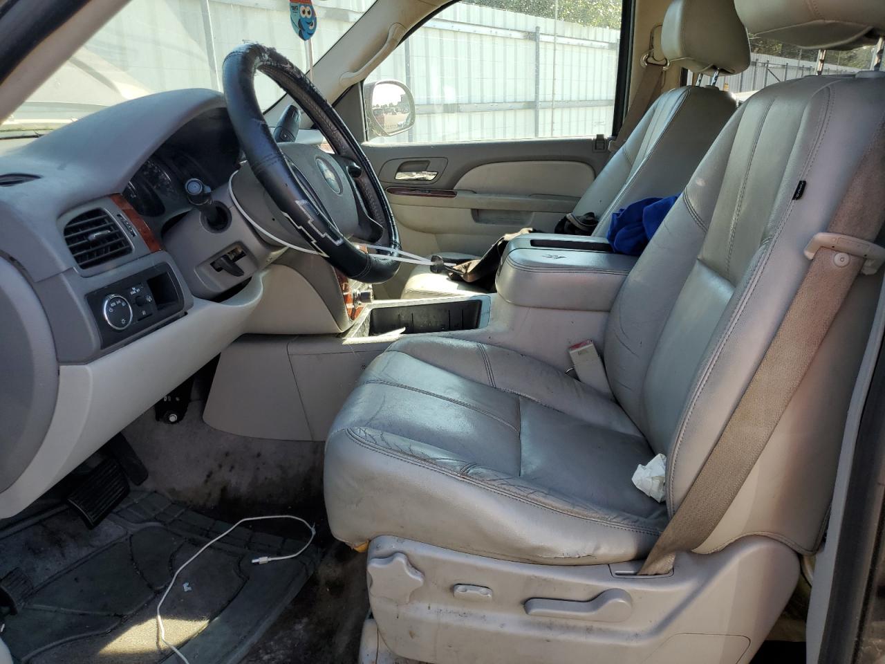 CHEVROLET TAHOE C1500 LT