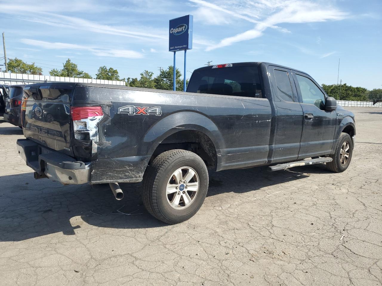 FORD F-150 SUPER CAB