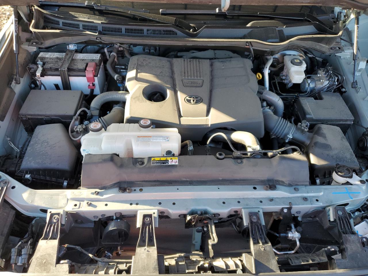 TOYOTA TUNDRA CREWMAX SR