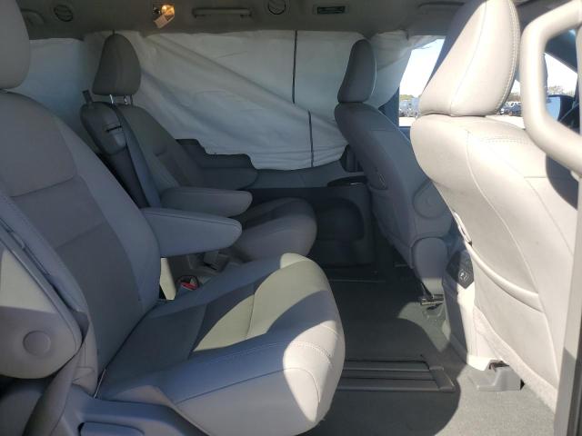 2020 TOYOTA SIENNA XLE #3286689285