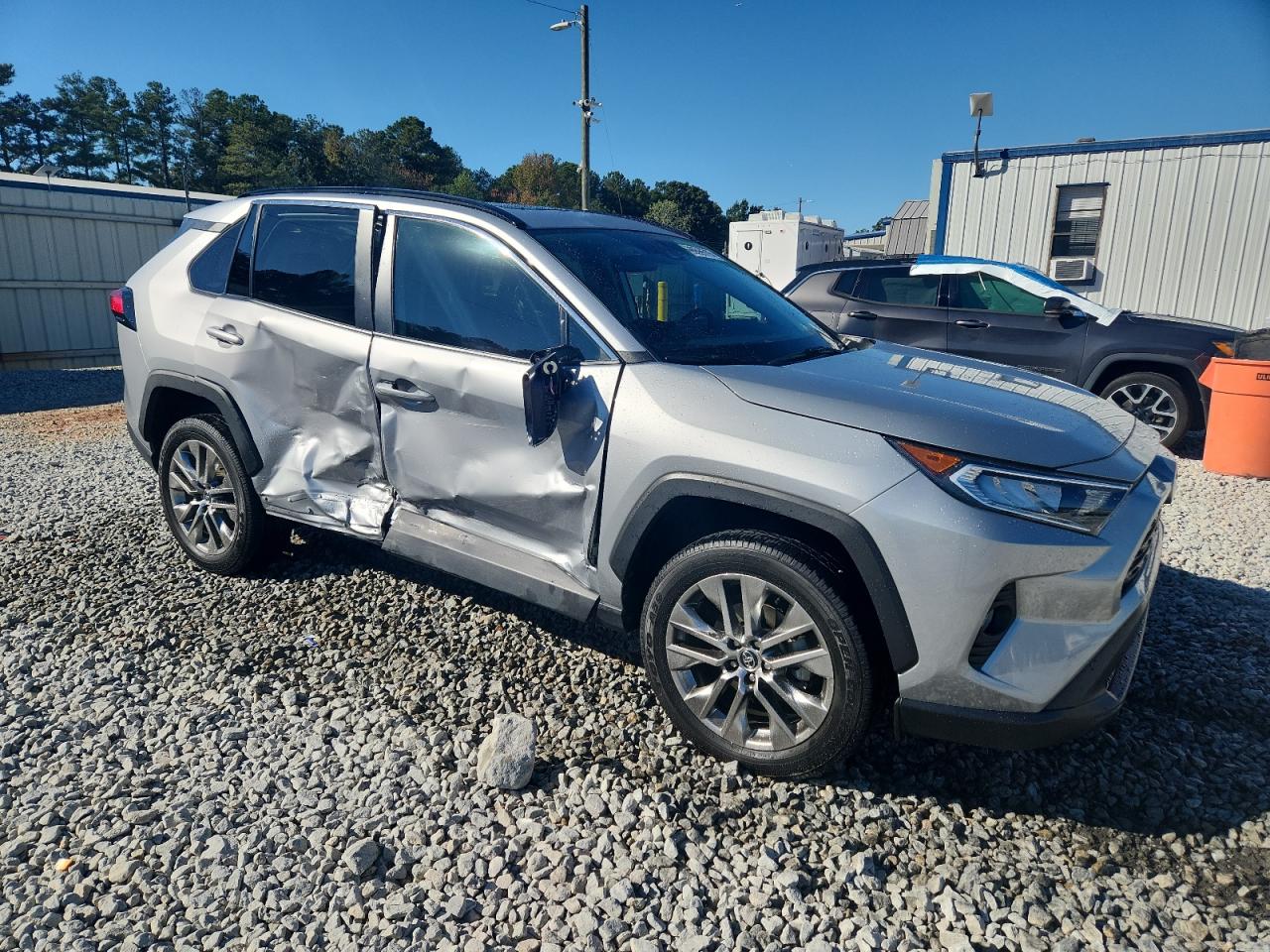 TOYOTA RAV4 XLE PREMIUM