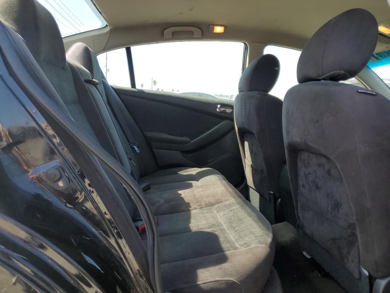 NISSAN ALTIMA BASE