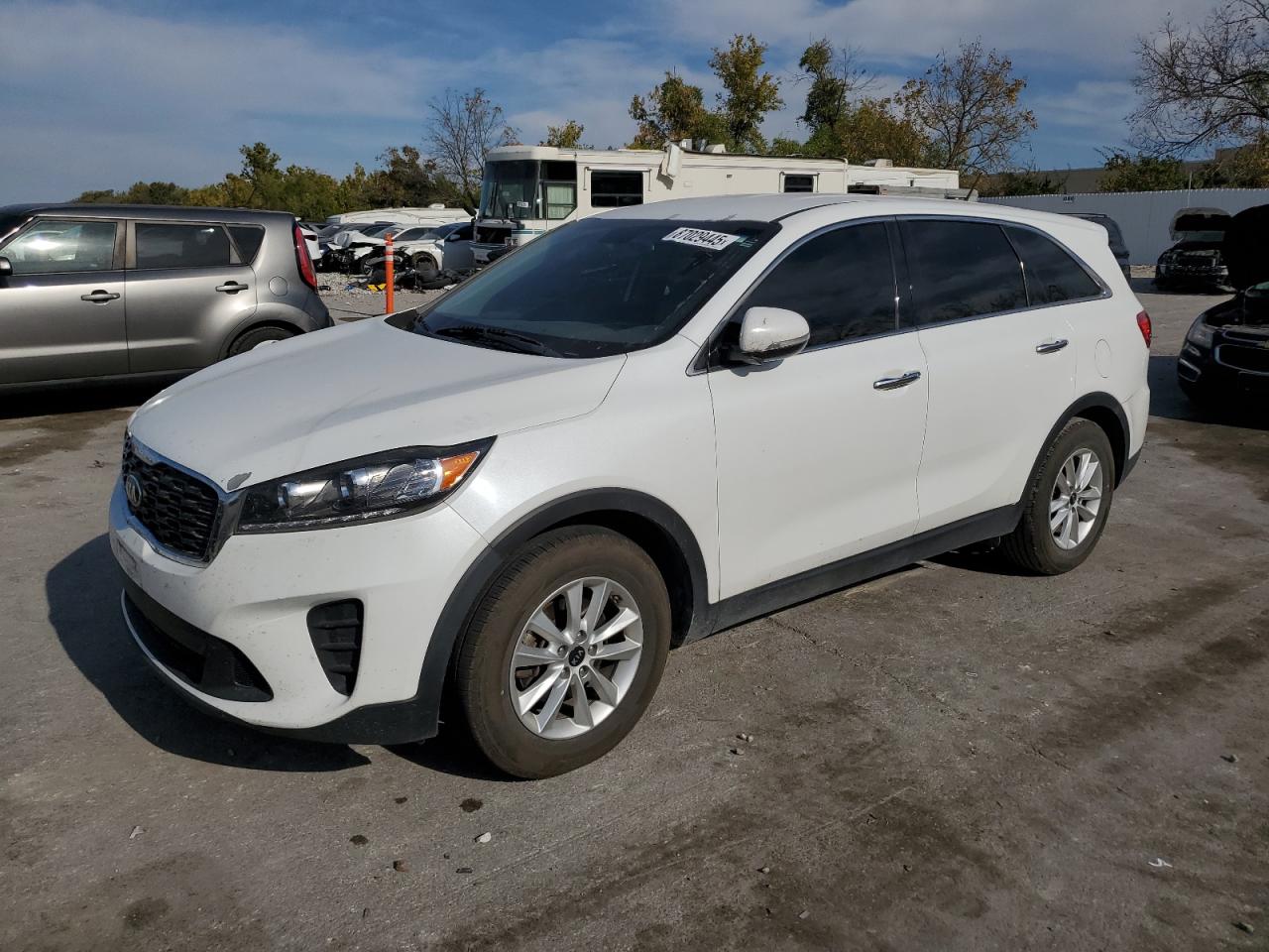 Lot #3268235038 2019 KIA SORENTO LX
