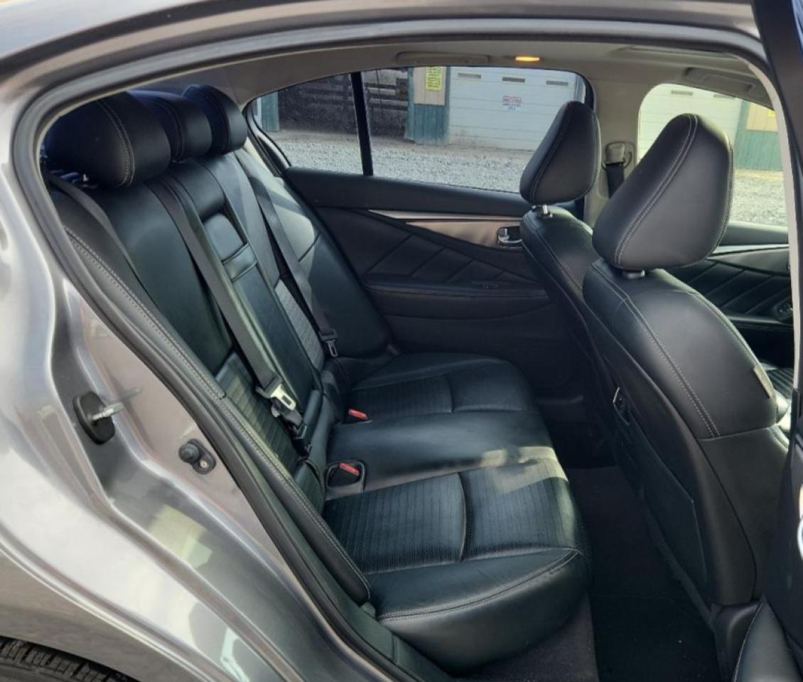 INFINITI Q50 PREMIUM