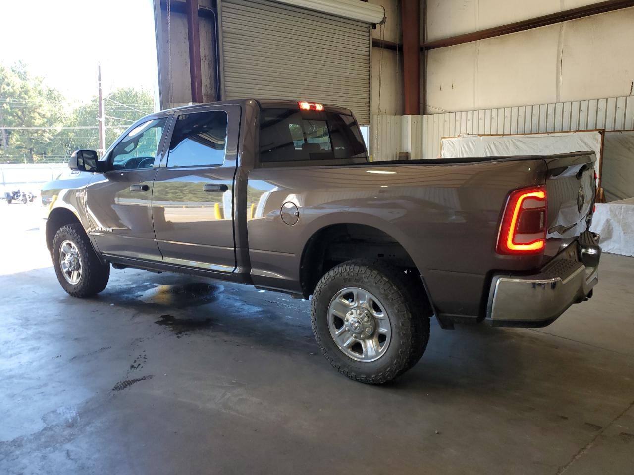 RAM 2500 TRADESMAN