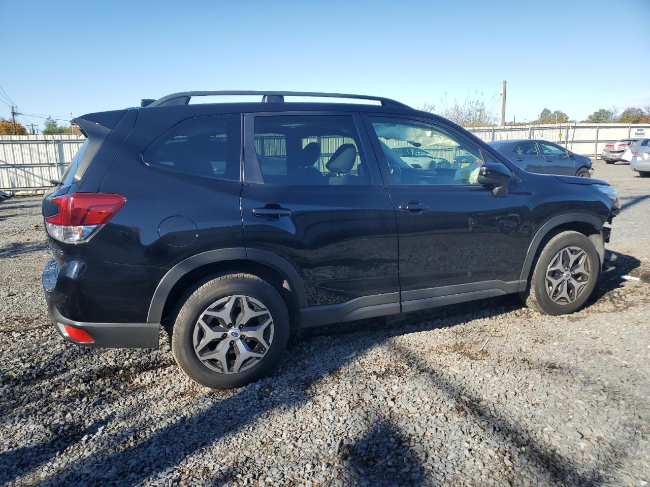 SUBARU FORESTER PREMIUM