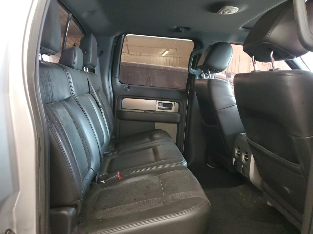 FORD F-150 SVT RAPTOR