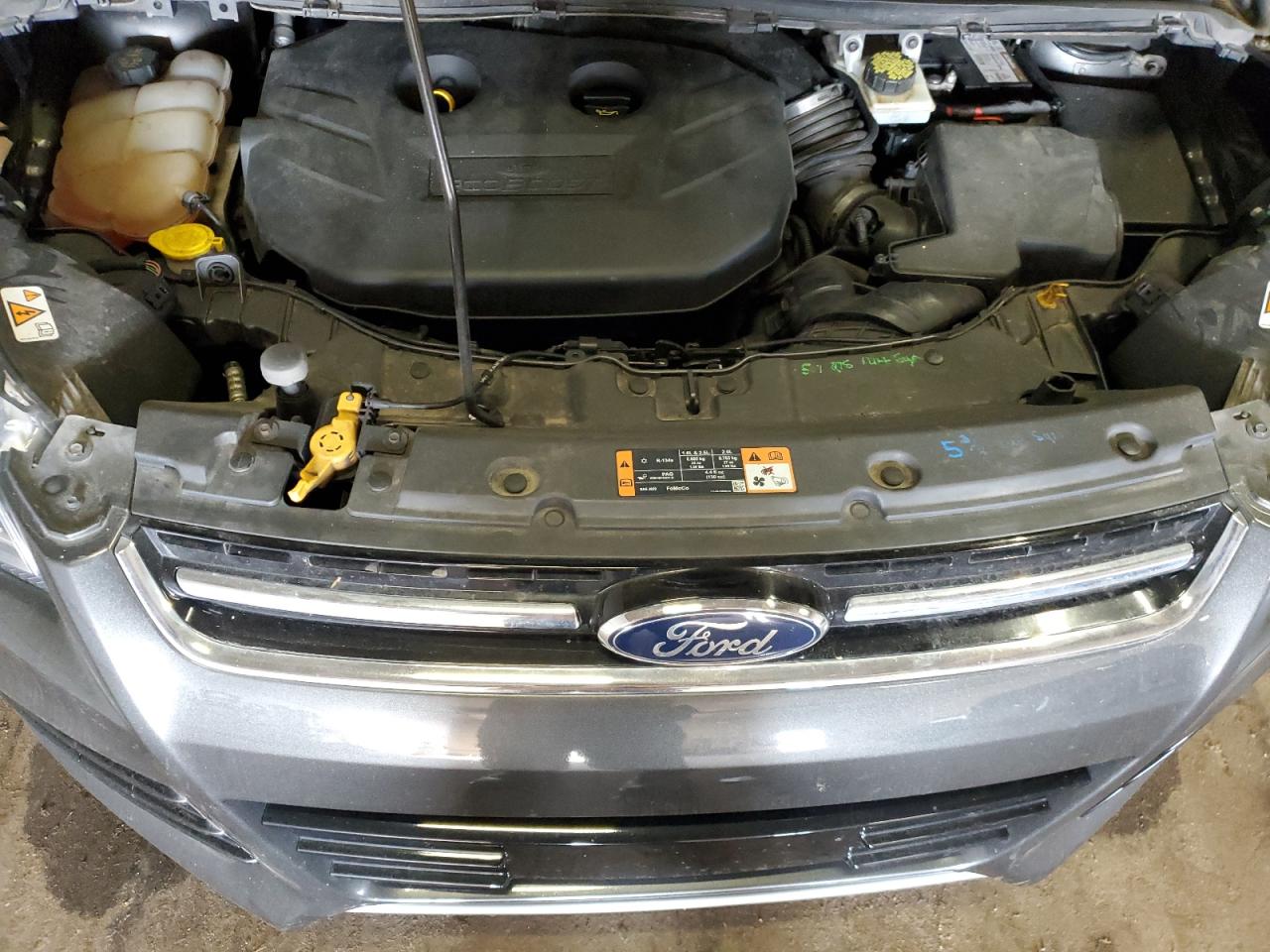 FORD ESCAPE TITANIUM