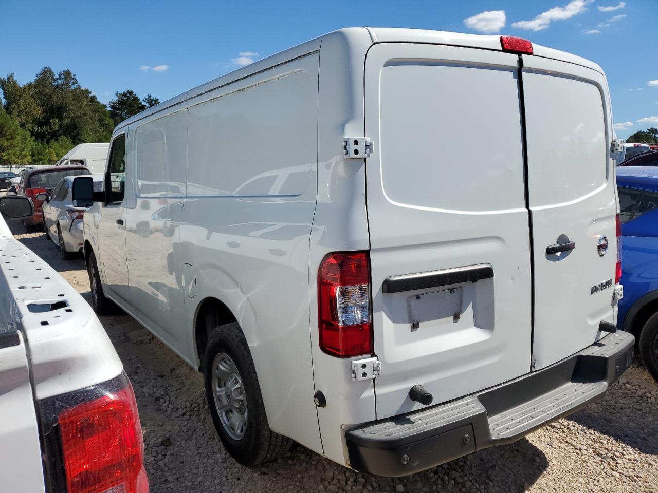 NISSAN NV1500 1500 S