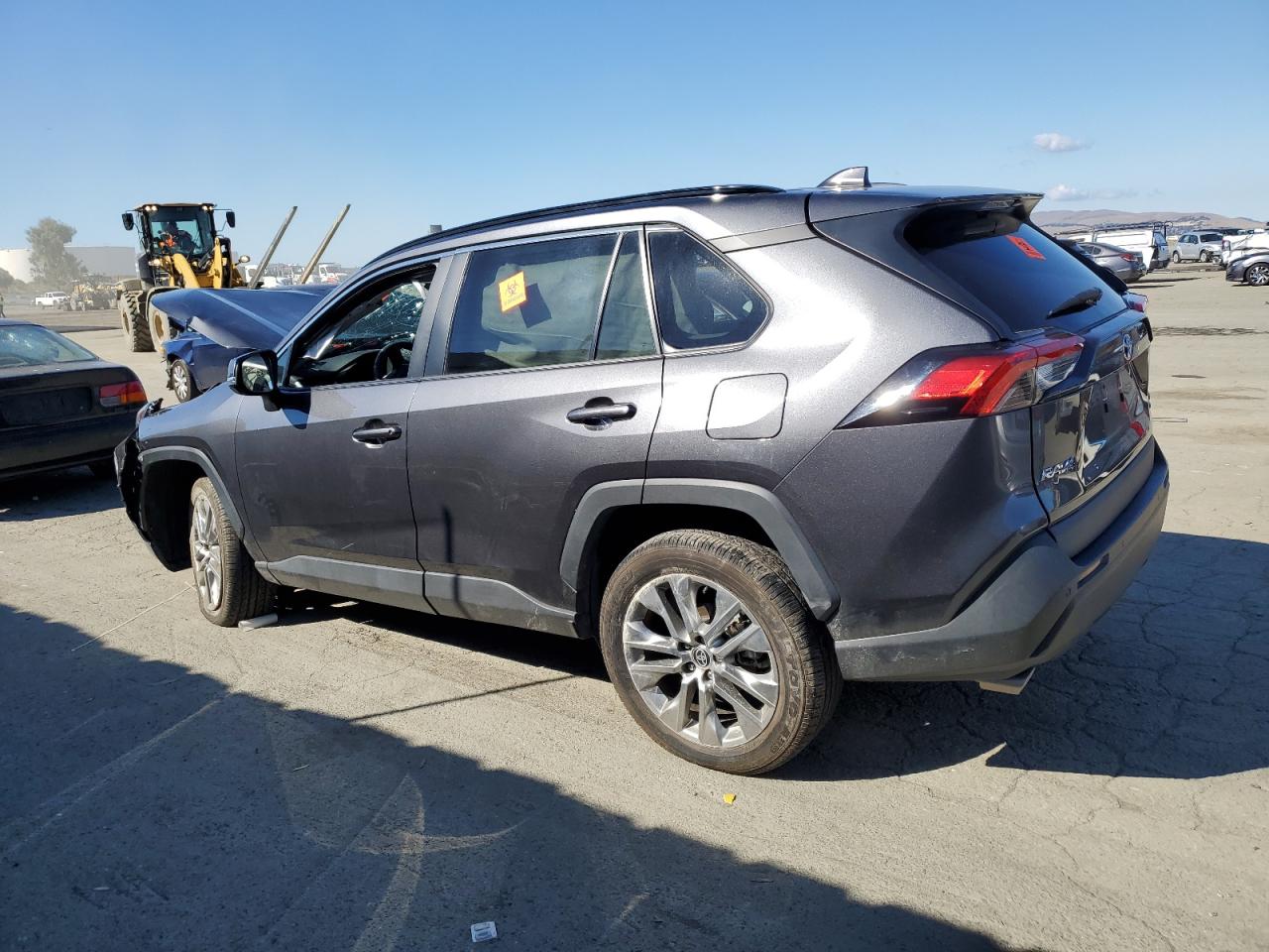 TOYOTA RAV4 XLE PREMIUM