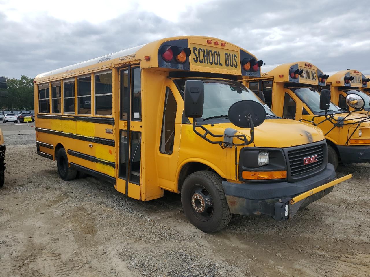 Lot #3273768358 2013 CHEVROLET MINOTOUR G3500