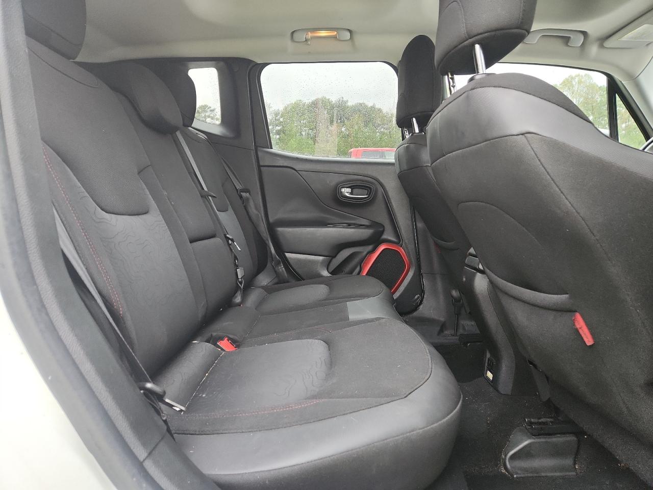 JEEP RENEGADE TRAILHAWK