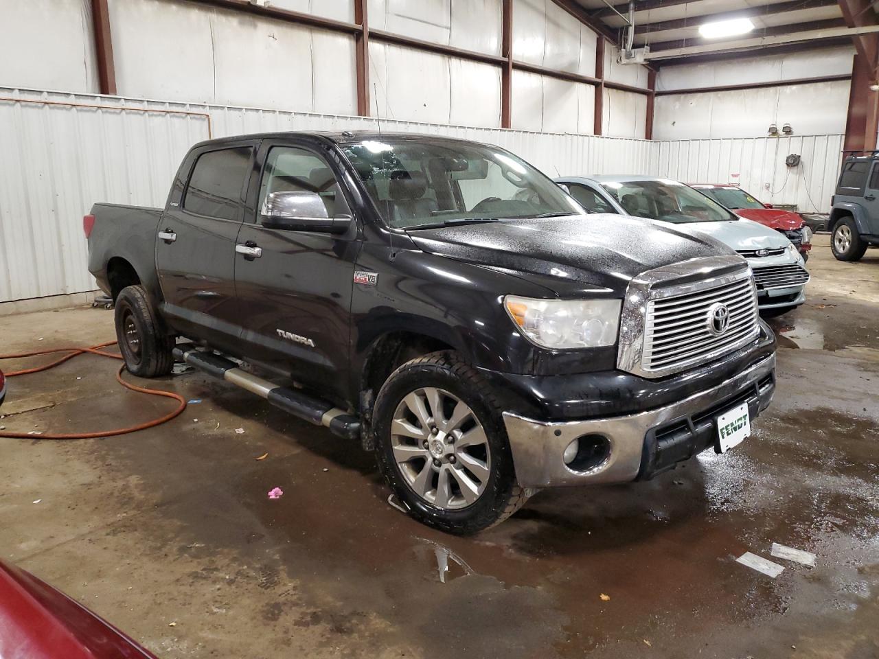 TOYOTA TUNDRA CREWMAX LIMITED