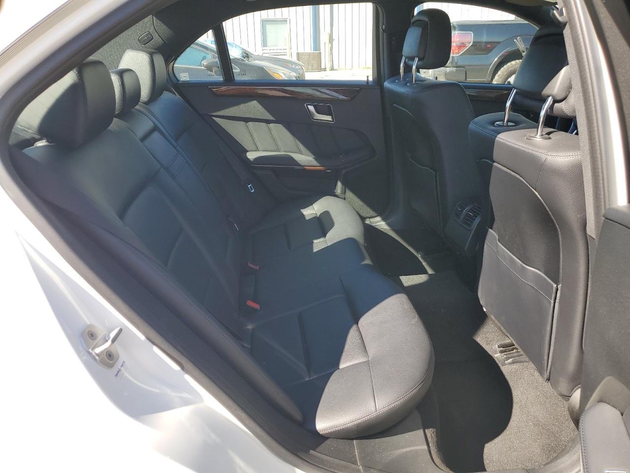 MERCEDES-BENZ E-CLASS 350