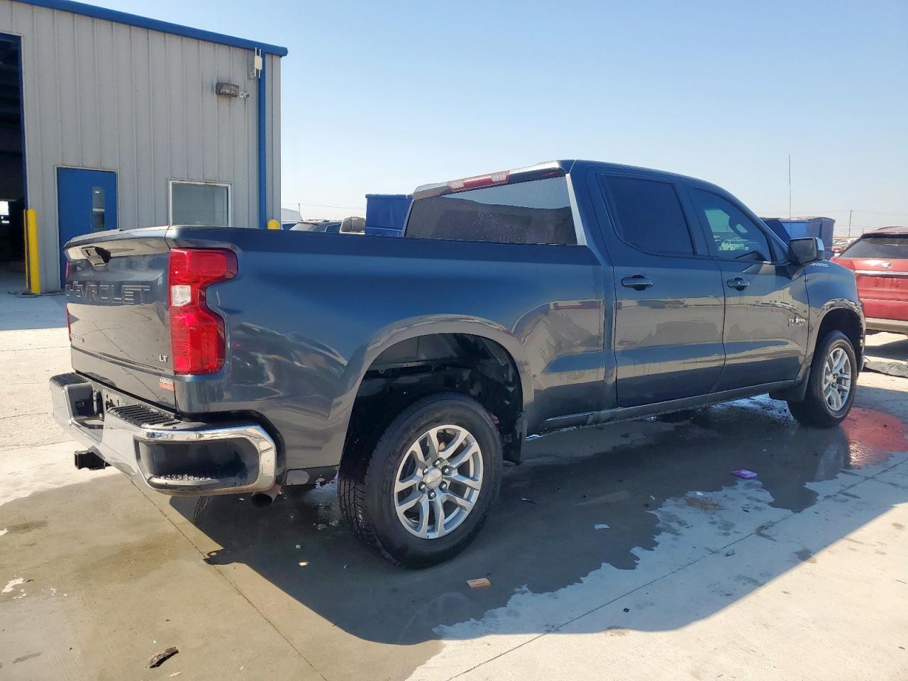 CHEVROLET SILVERADO C1500 LT
