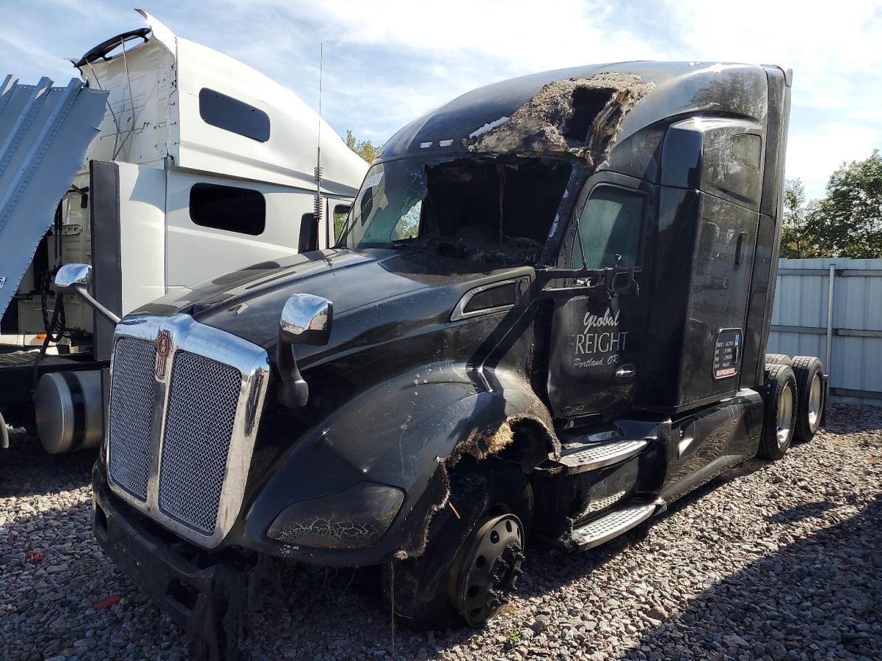 Lot #3286677285 2020 KENWORTH T680