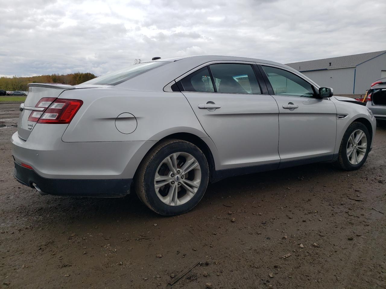 FORD TAURUS SEL