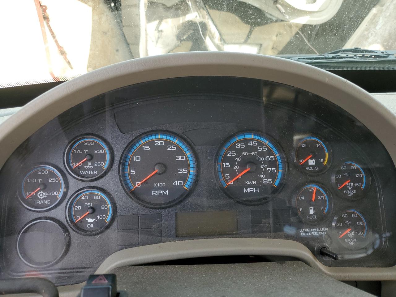 Lot #3268916262 2009 CHAR PASS BUS