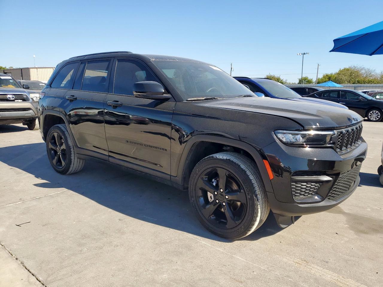 JEEP GRAND CHEROKEE LAREDO