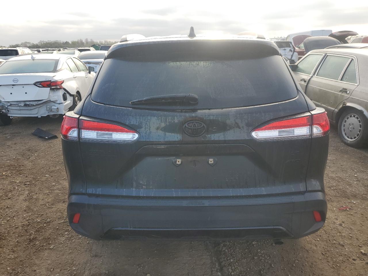 TOYOTA COROLLA CROSS LE