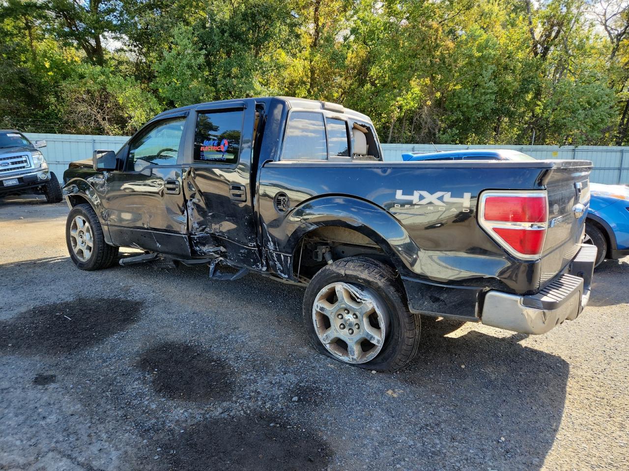 FORD F-150 SUPERCREW