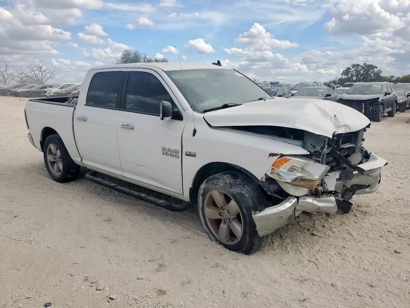 2017 RAM 1500 SLT 3C6RR7LT6HG659436