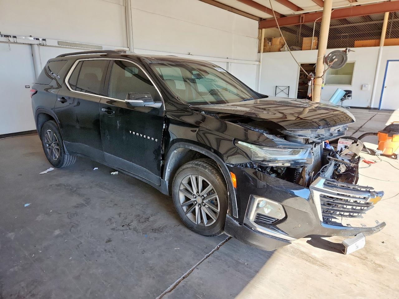 CHEVROLET TRAVERSE LT