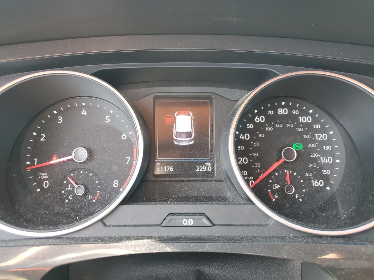 VOLKSWAGEN TIGUAN SE