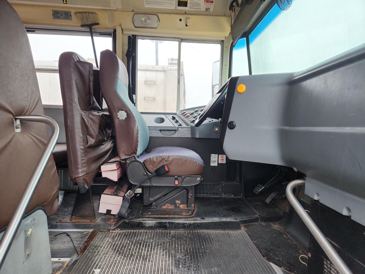 Lot #3278647978 2011 IC CORPORATION CE SERIES SCHOOL