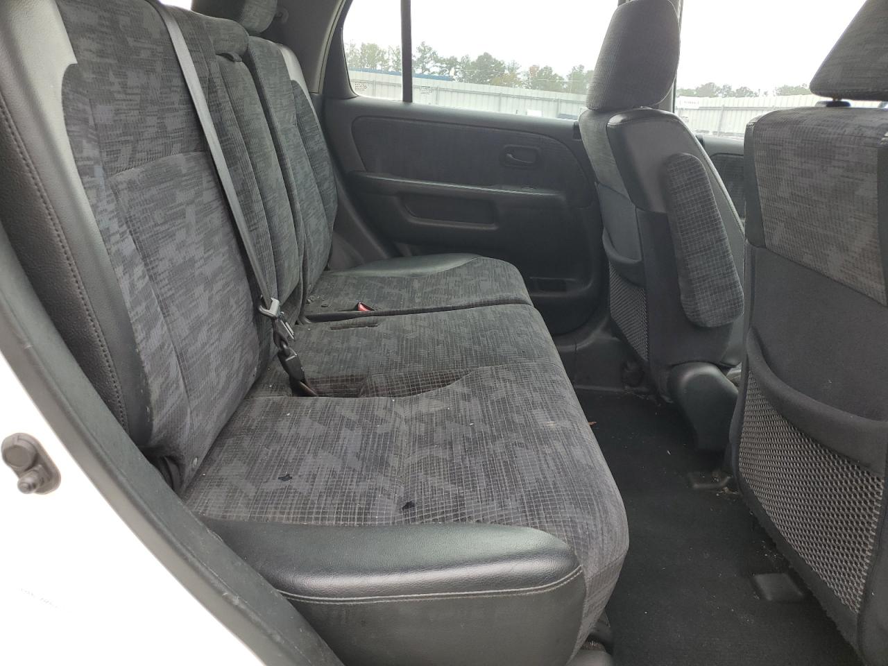 Lot #3293382429 2004 HONDA CR-V LX