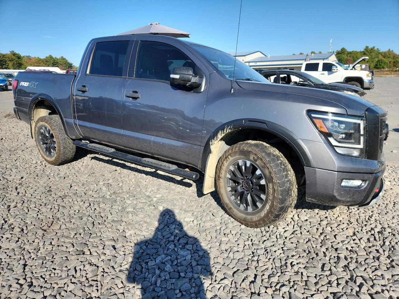 NISSAN TITAN SV