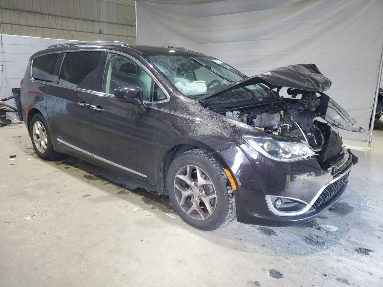 CHRYSLER PACIFICA TOURING L