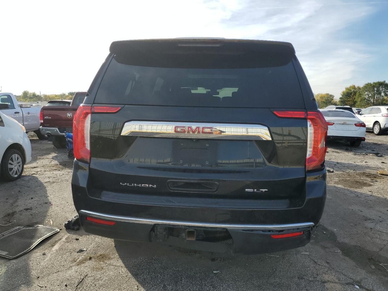 GMC YUKON K1500 SLT