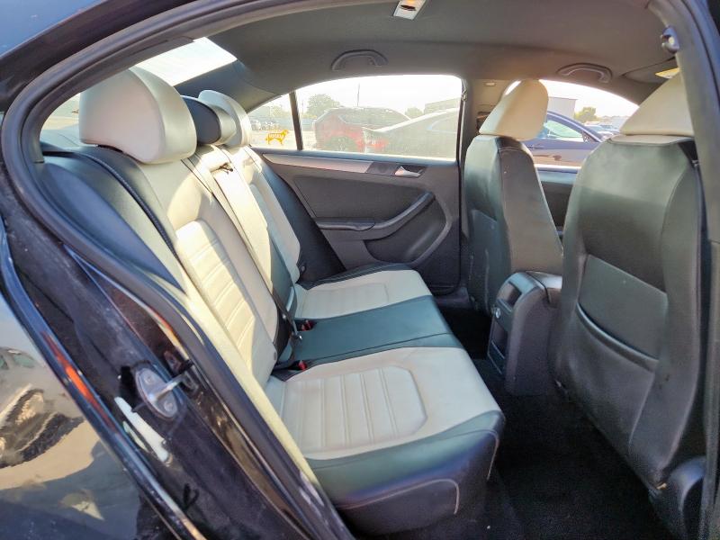 2016 VOLKSWAGEN JETTA SPOR 3VWD17AJ1GM411233