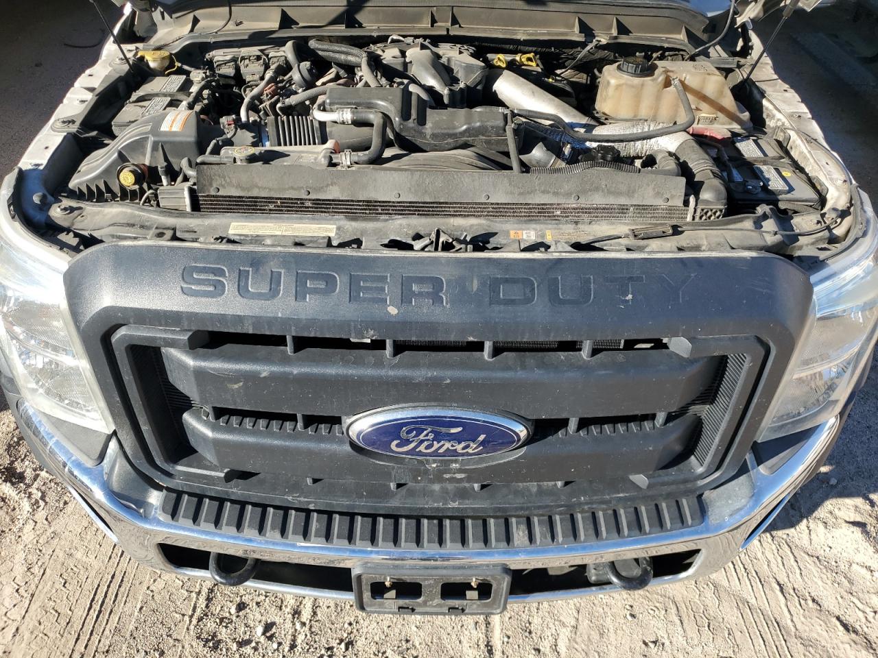 FORD F-550 SUPER DUTY