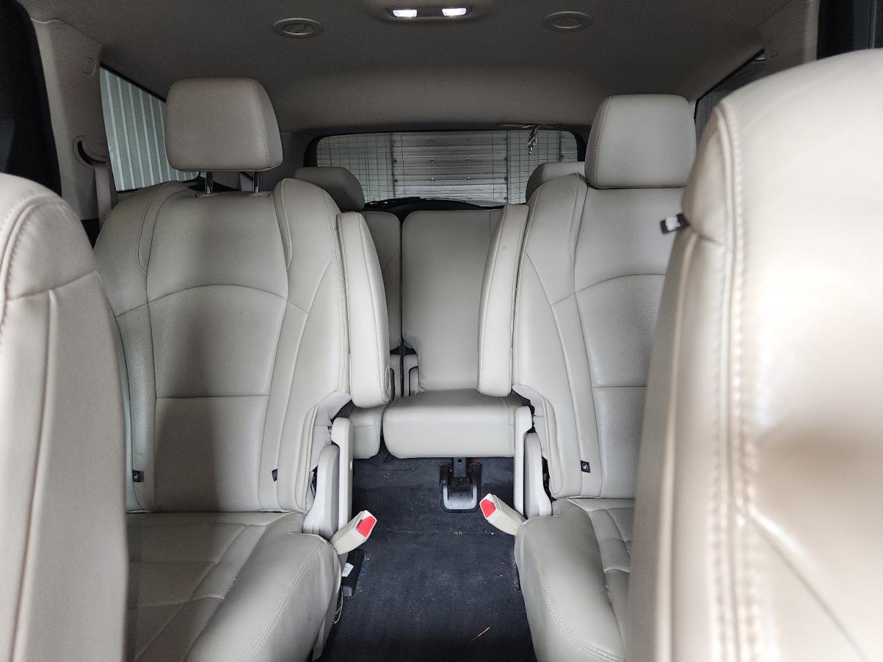 BUICK ENCLAVE ESSENCE