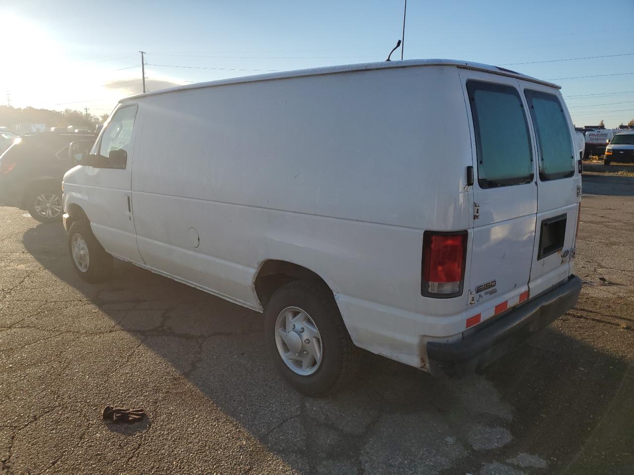 FORD ECONOLINE E150 VAN