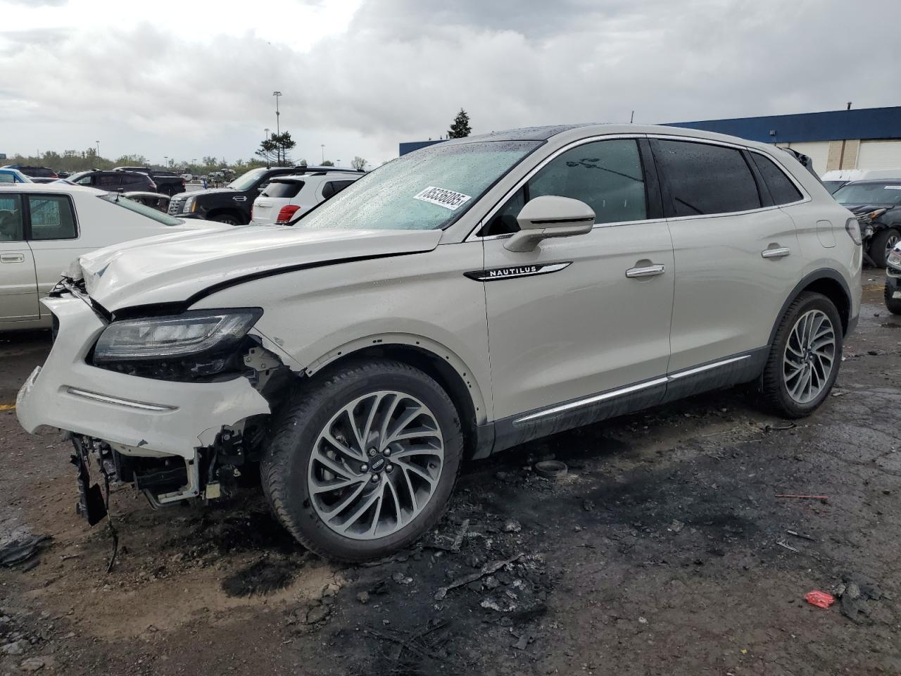 Lot #3265042916 2019 LINCOLN NAUTILUS R