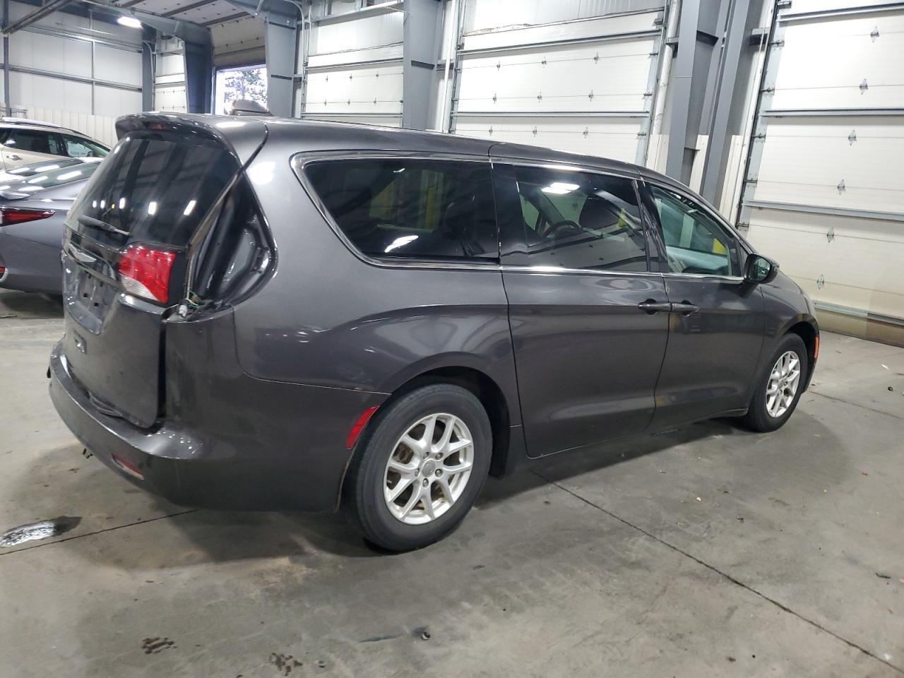 CHRYSLER PACIFICA TOURING