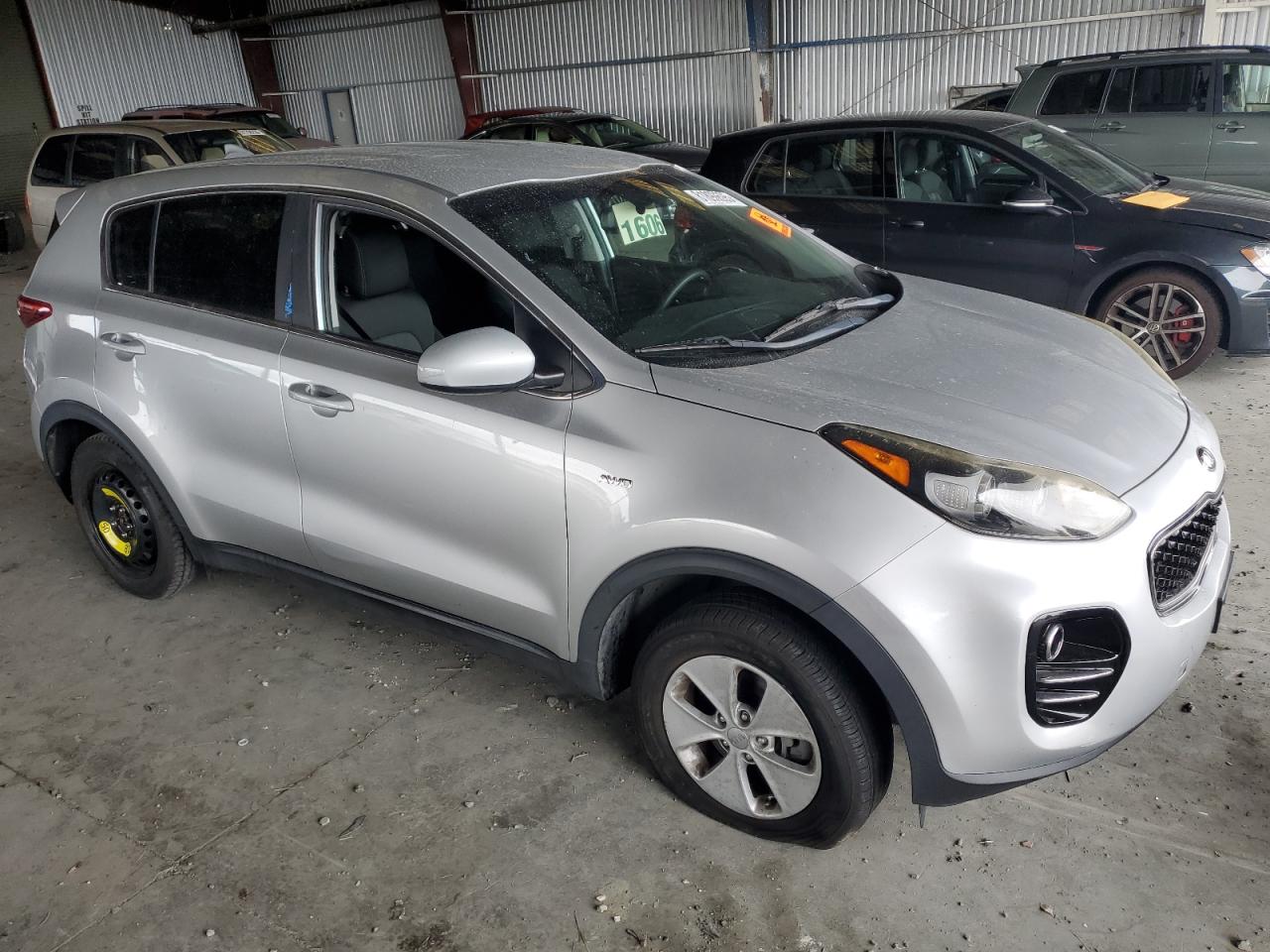 KIA SPORTAGE LX