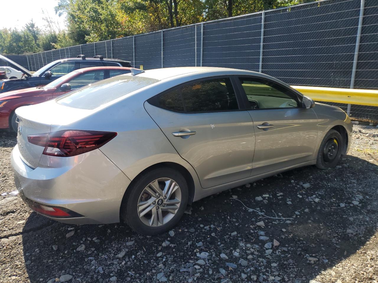 HYUNDAI ELANTRA SEL