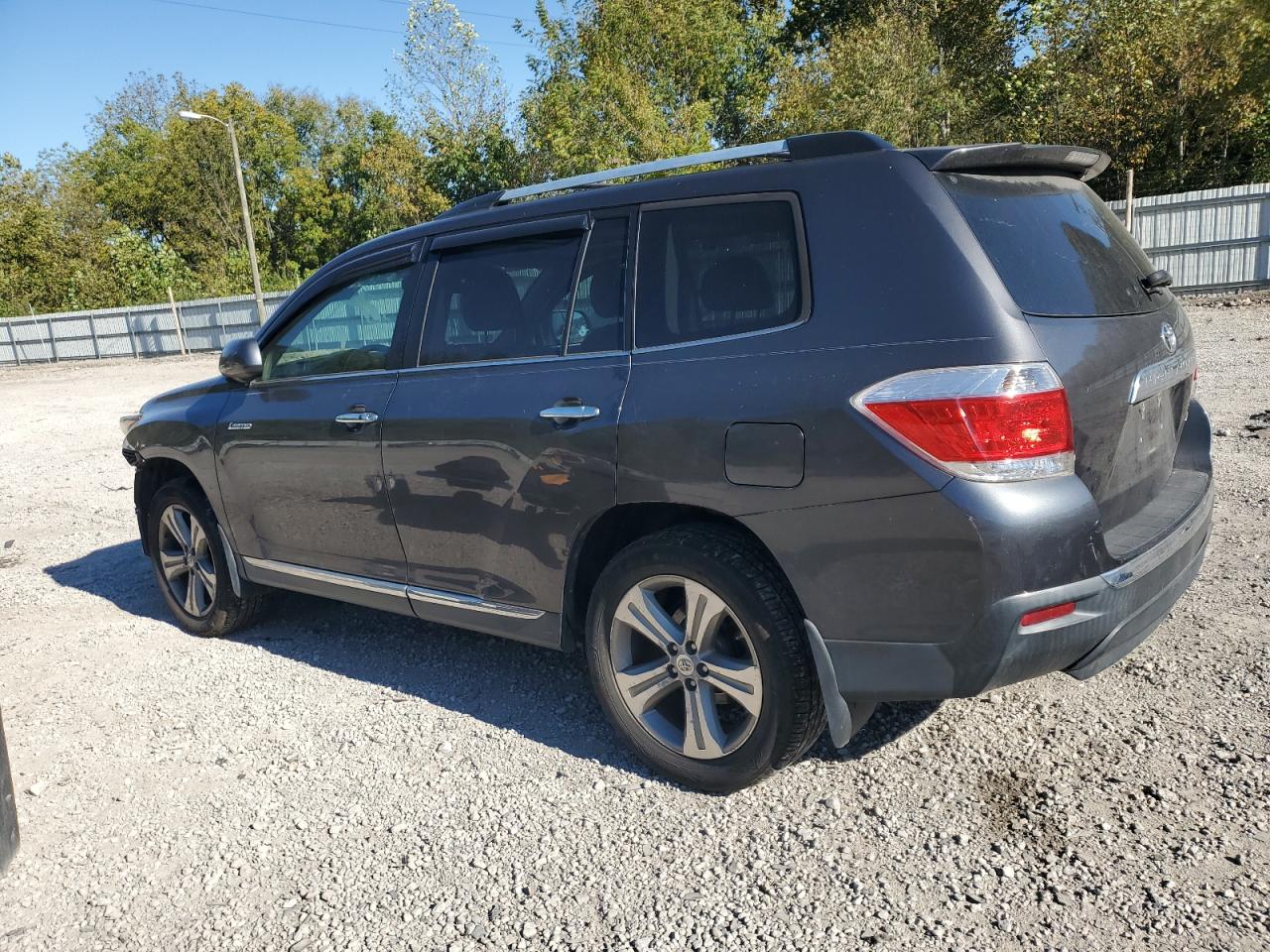 TOYOTA HIGHLANDER LIMITED